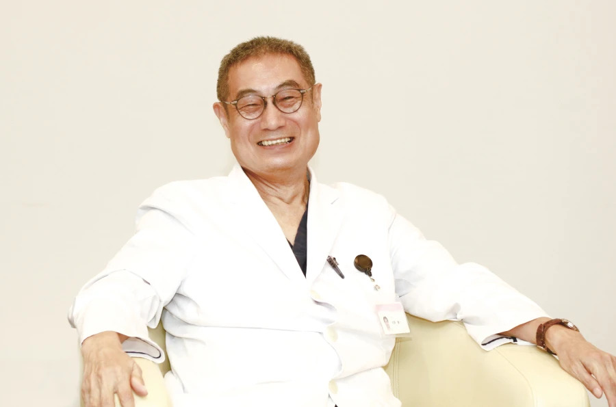 生殖医療一筋42年
日本の生殖医療の黎明期から歩み続けてきた医師
これからも患者さんのために　サムネ
